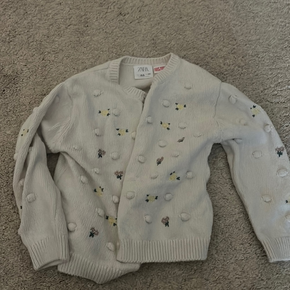 Zara size 2-3T cream cardigan